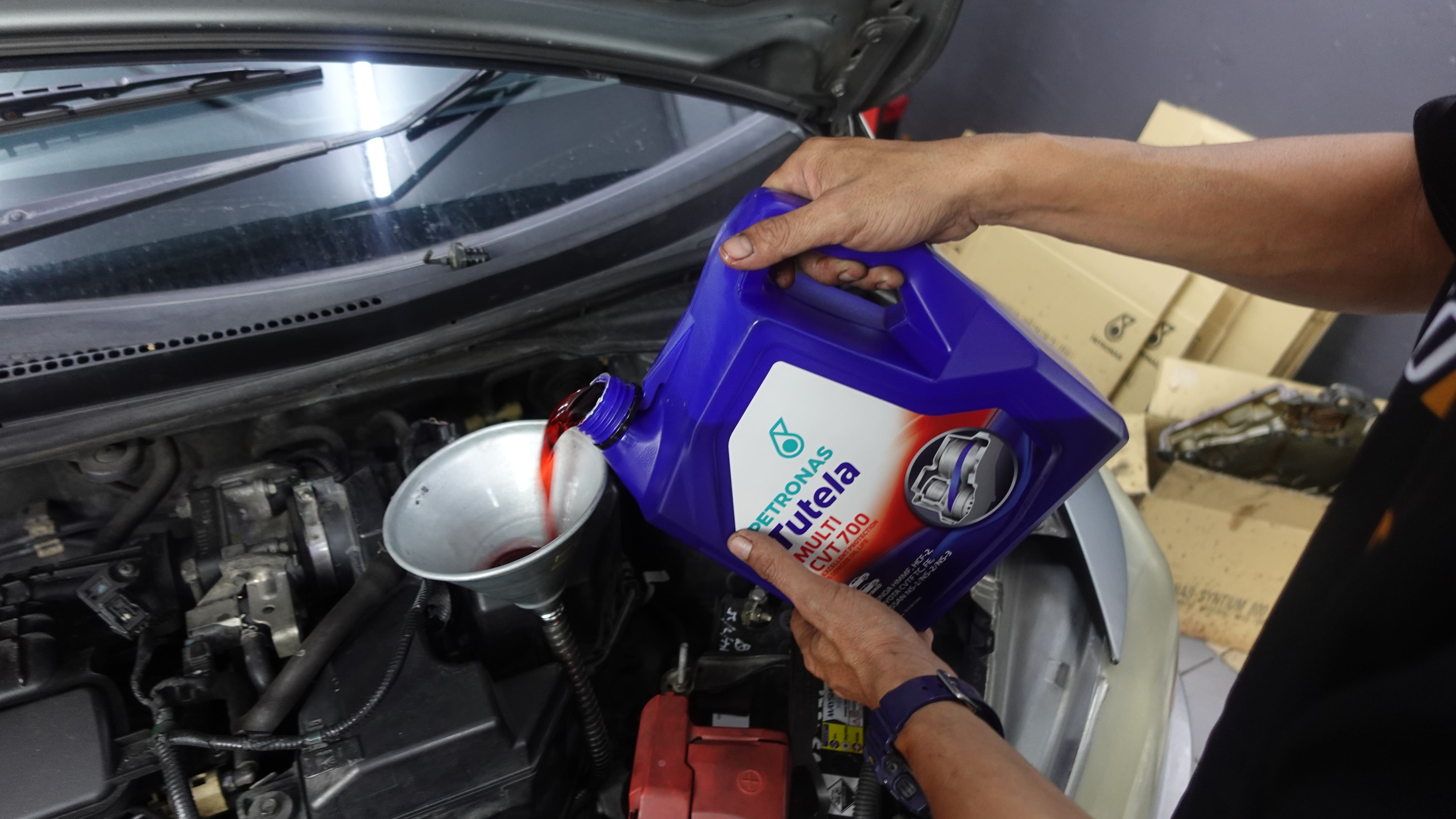 Galeri Autohaus – Puncak Jalil 2, PETRONAS AutoExpert