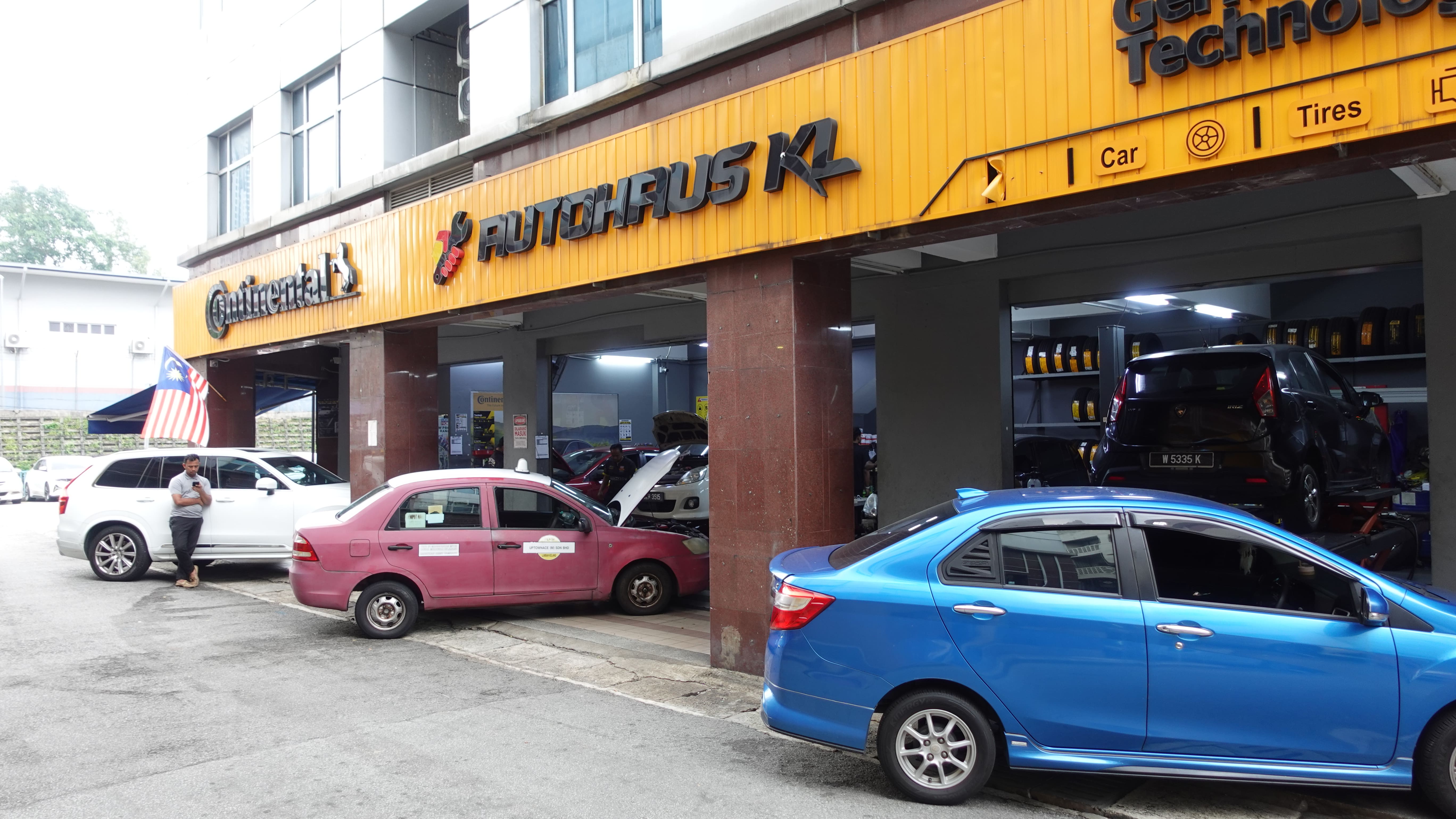 Galeri Autohaus – Wangsa Maju 1