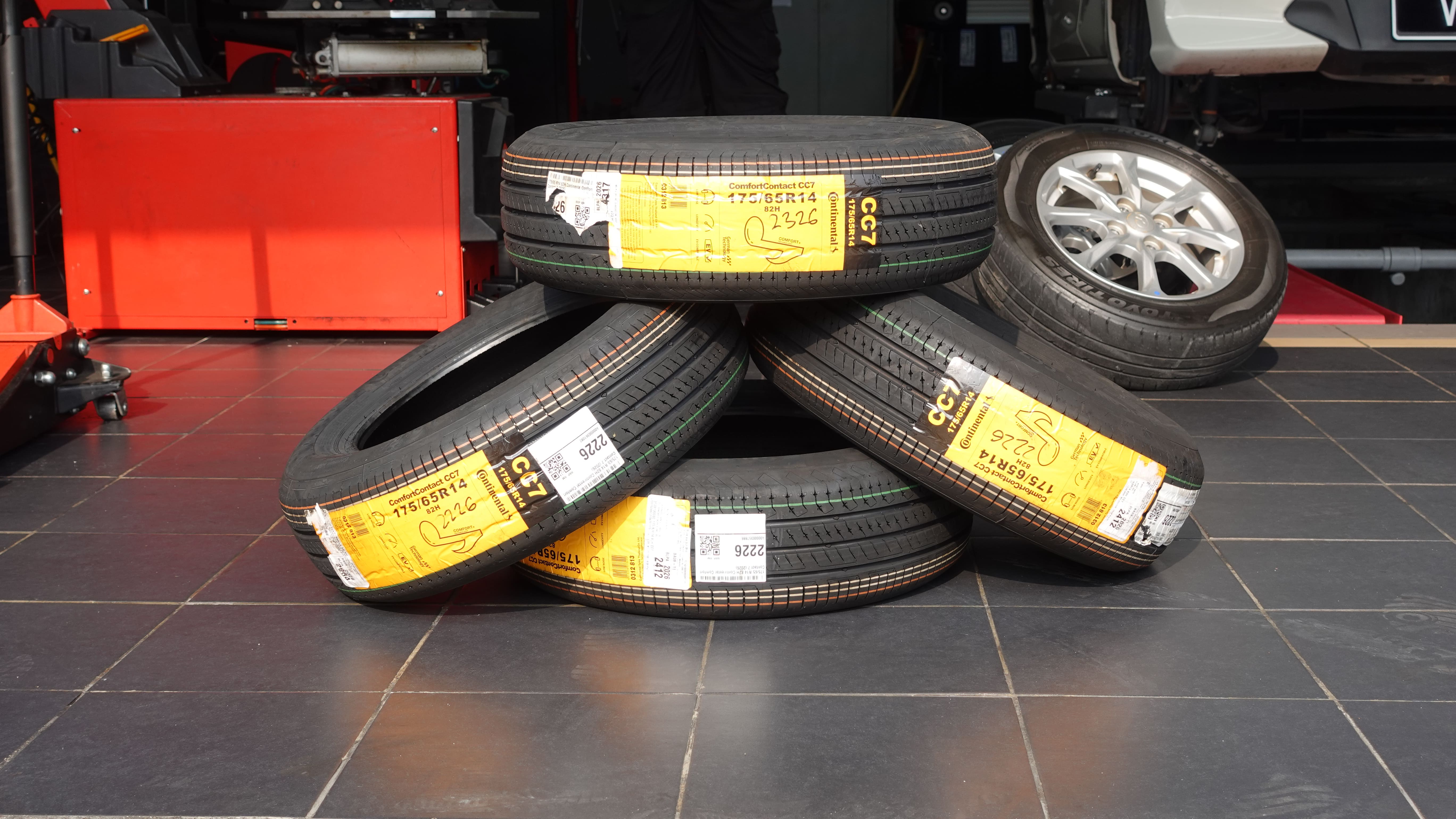 Galeri Autohaus – Puncak Jalil 2, PETRONAS AutoExpert